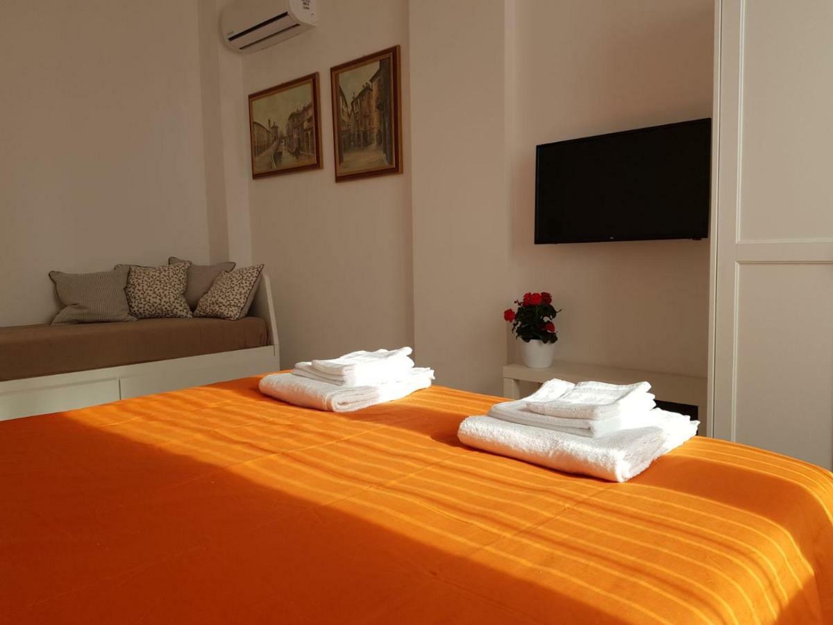 Area 14 Navigli Home Милано Екстериор снимка