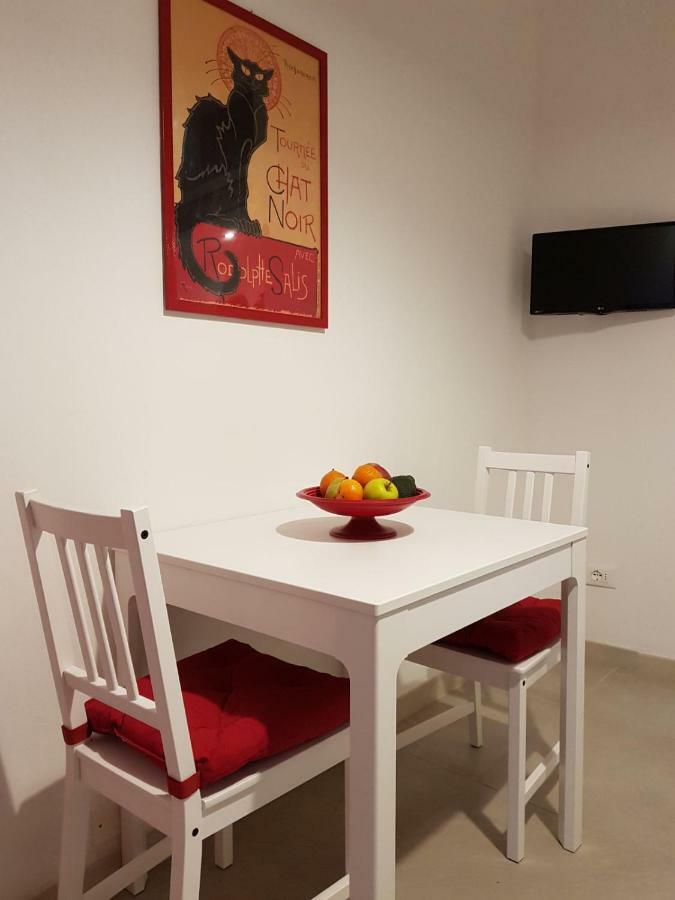 Area 14 Navigli Home Милано Екстериор снимка