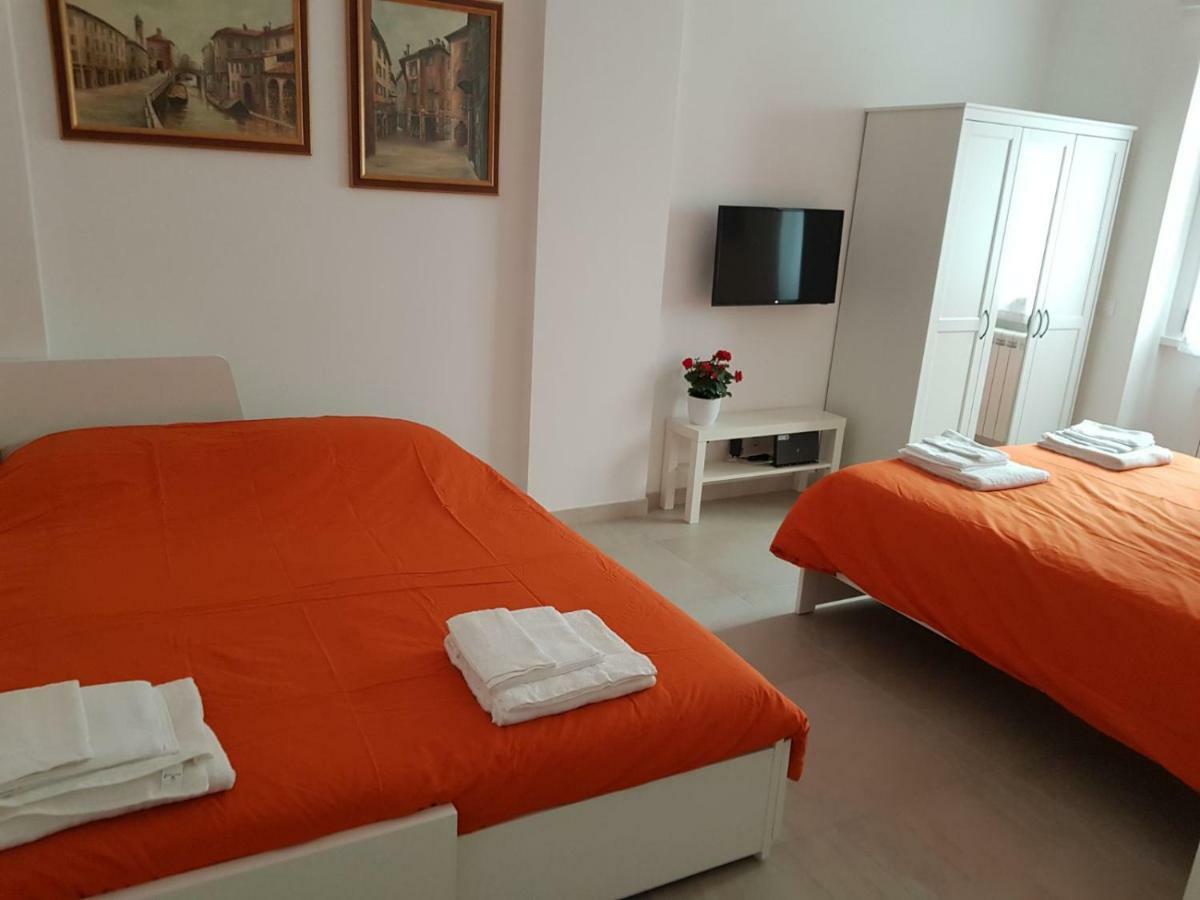 Area 14 Navigli Home Милано Екстериор снимка