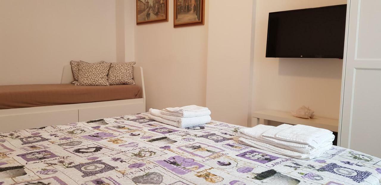 Area 14 Navigli Home Милано Екстериор снимка